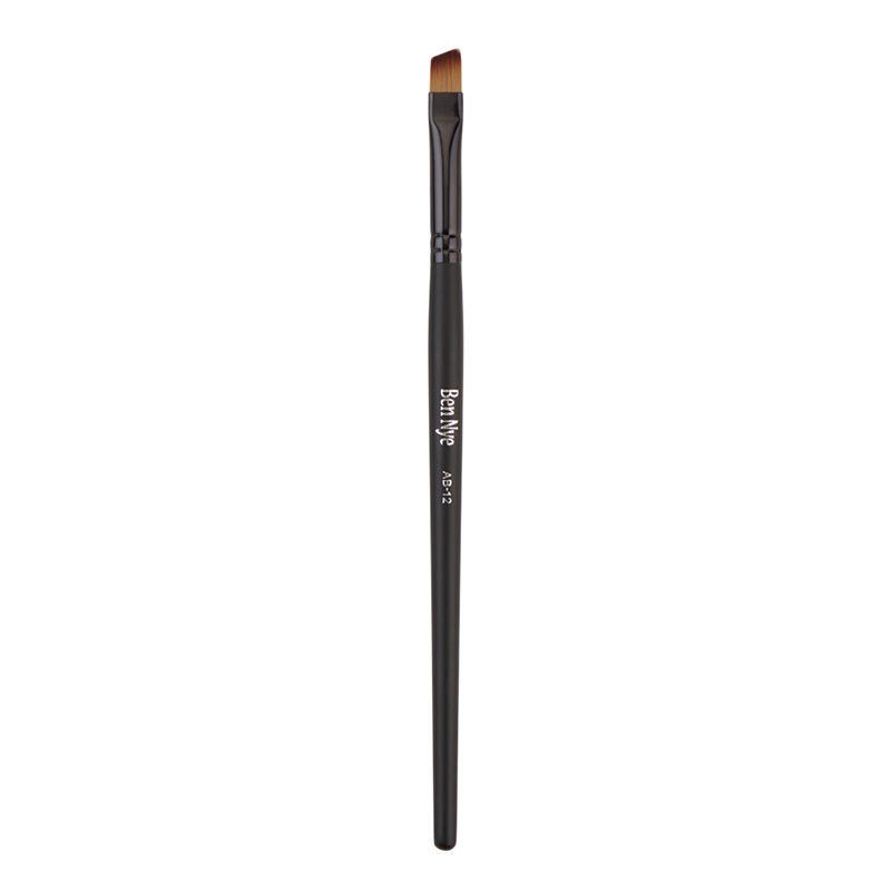 Ben Nye - AB12 Angle Extra Wide Shadow Brush Ben Nye - AB12 Angle Extra Wide Shadow Brush
