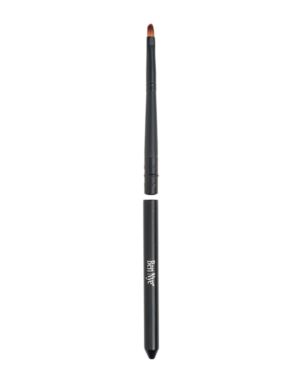 Ben Nye - FDB7 Lip Brush with Cover 