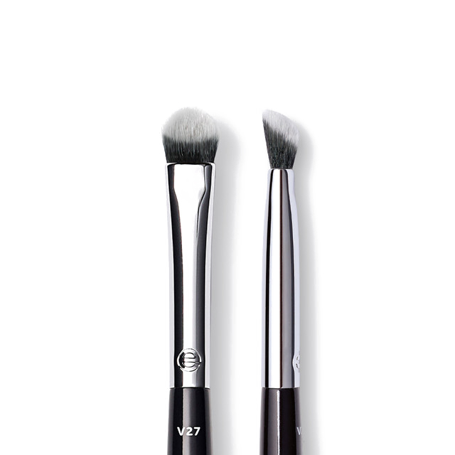 ESUM Cosmetics - V27 Small Shadow Brush ESUM Cosmetics - V27 Small Shadow Brush
